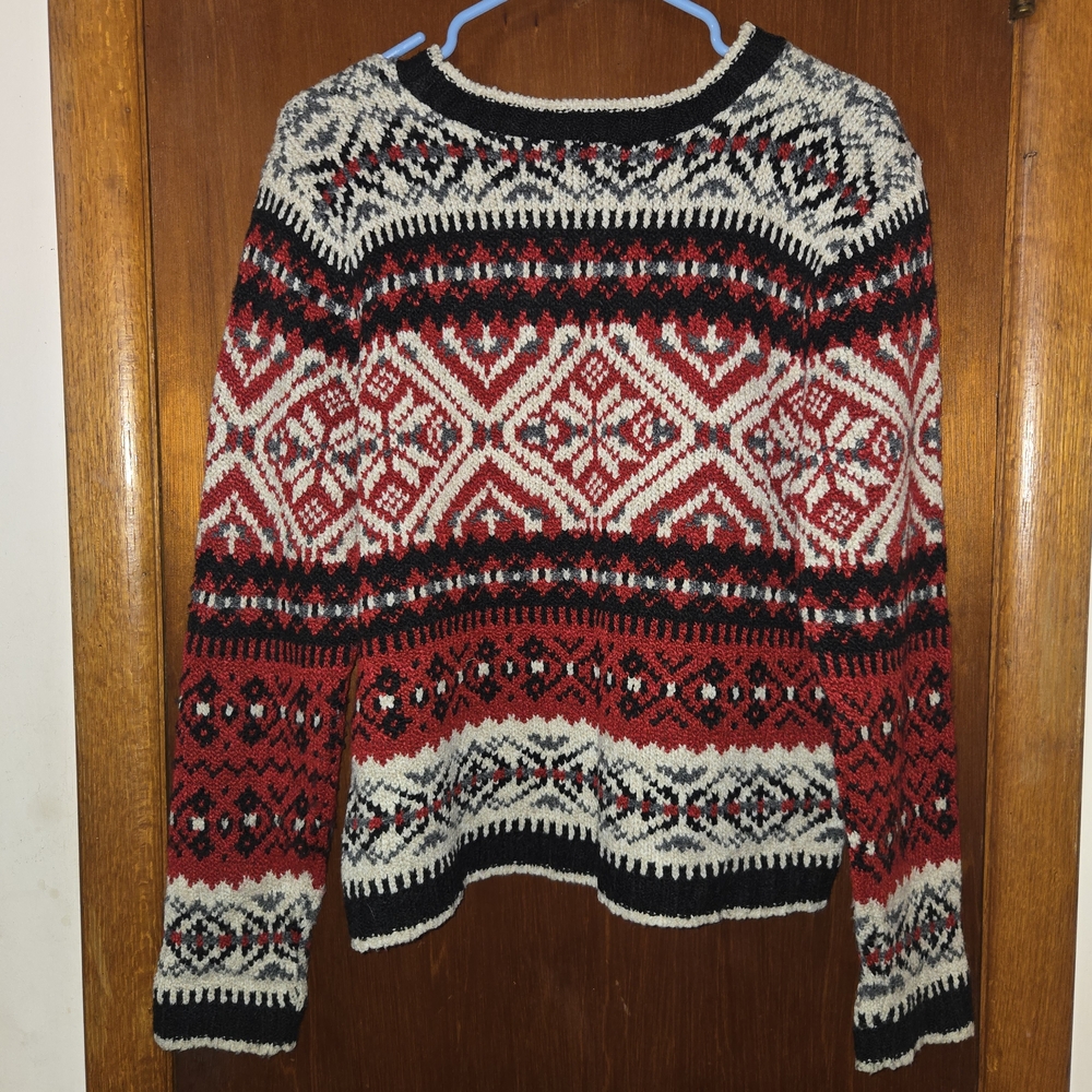 Basic Editions Red, Cream & Black Fair Isle Crewneck Sweater - Picture 5 of 5